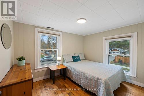 193 Sydenham Street, Gananoque (821 - Gananoque), ON - Indoor Photo Showing Bedroom