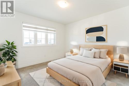 288 Freure Drive, Cambridge, ON - Indoor Photo Showing Bedroom