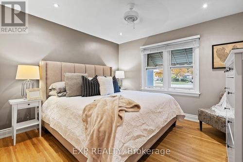 10 Nickerson Avenue, St. Catharines, ON - Indoor Photo Showing Bedroom