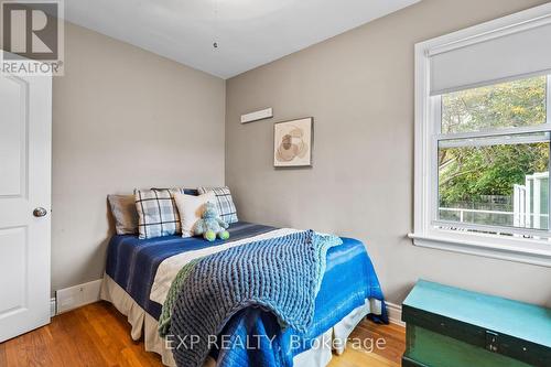 10 Nickerson Avenue, St. Catharines, ON - Indoor Photo Showing Bedroom