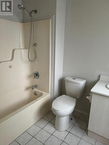 149 Werstine Terrace, Cambridge, ON - Indoor Photo Showing Bathroom