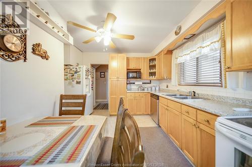 1236 Hickory, Windsor, ON - Indoor Photo Showing Kitchen With Double Sink