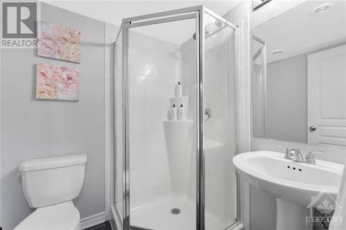 165 Poplin Street, Manotick, ON - Indoor Photo Showing Bathroom