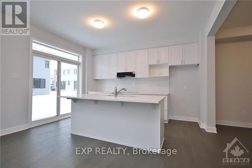 147 Yearling Circle, Ottawa, ON - Indoor Photo Showing Kitchen