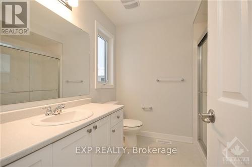 147 Yearling Circle, Ottawa, ON - Indoor Photo Showing Bathroom