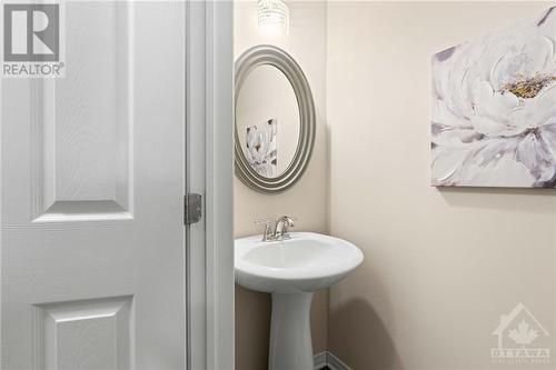 834 Campobello Drive, Ottawa, ON - Indoor Photo Showing Bathroom