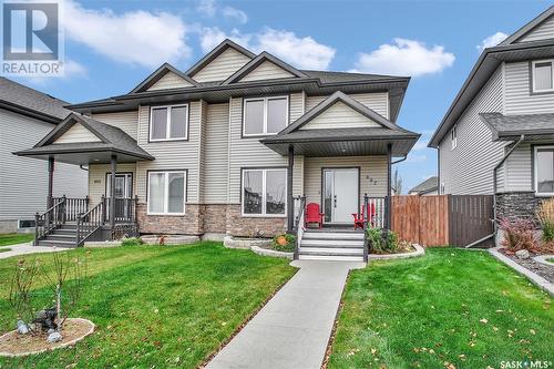 607 Coad Crescent, Saskatoon, SK - Outdoor With Facade