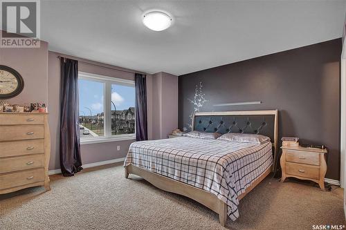 607 Coad Crescent, Saskatoon, SK - Indoor Photo Showing Bedroom