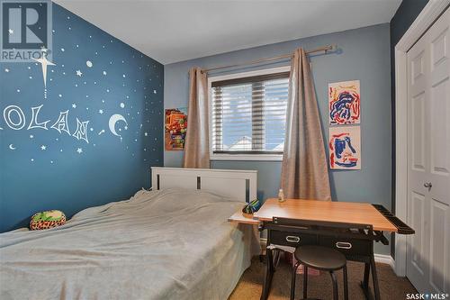 607 Coad Crescent, Saskatoon, SK - Indoor Photo Showing Bedroom