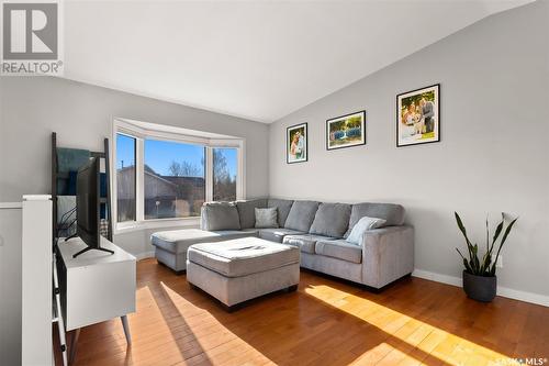 302 Assiniboia Street, Balgonie, SK - Indoor Photo Showing Living Room