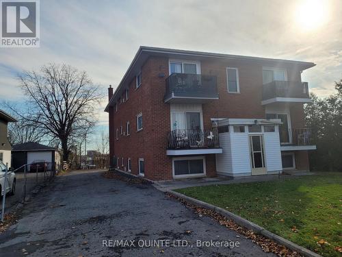 27 King George Square, Belleville, ON 