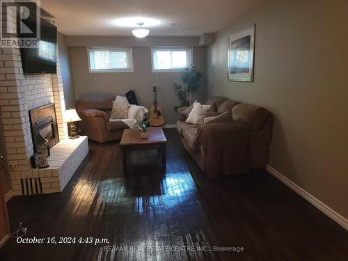 176 Coghill Place, Waterloo, ON - Indoor Photo Showing Living Room With Fireplace