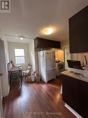 215 Emerson Street, Hamilton, ON - Indoor Photo Showing Kitchen