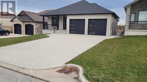 2551 9Th Avenue E, Owen Sound, ON - Outdoor With Facade