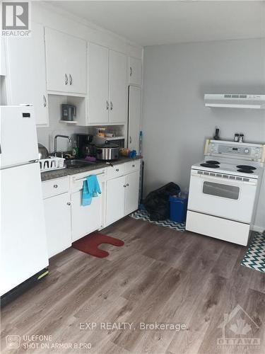 380 Fisher Street, North Bay, ON - Indoor Photo Showing Kitchen