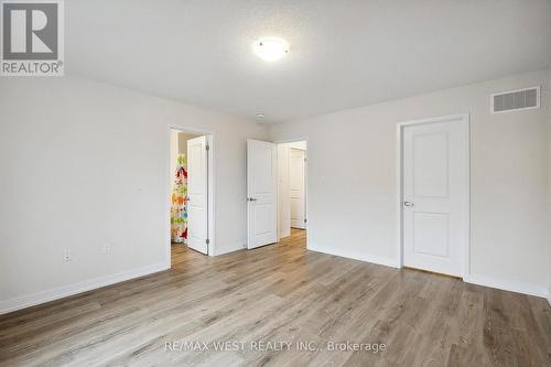 7789 Kalar Road, Niagara Falls, ON - Indoor Photo Showing Other Room