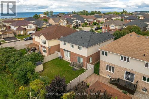 8 Saybrook Gardens, Hamilton, ON 