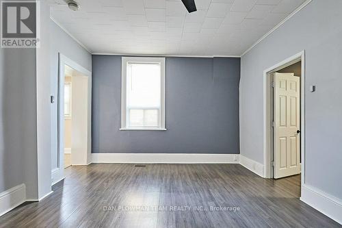 20 Queen Street, Kawartha Lakes, ON - Indoor Photo Showing Other Room