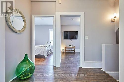 20 Queen Street, Kawartha Lakes, ON - Indoor Photo Showing Other Room