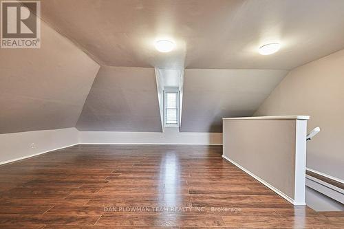 20 Queen Street, Kawartha Lakes, ON - Indoor Photo Showing Other Room