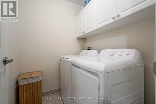 8 Talence Drive, Hamilton, ON - Indoor Photo Showing Laundry Room