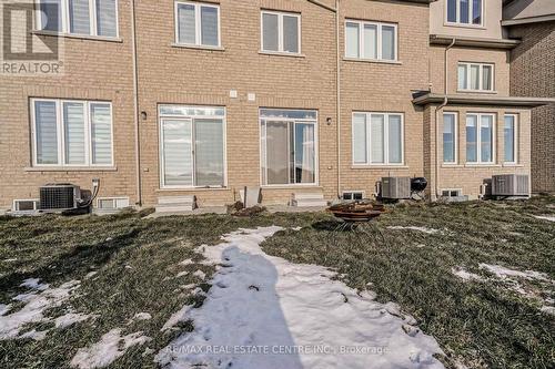 8 Talence Drive, Hamilton, ON - Outdoor