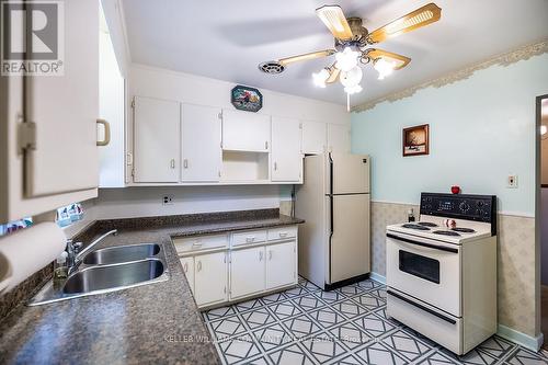 904 Sherbrooke Street, Peterborough (Monaghan), ON - Indoor Photo Showing Kitchen With Double Sink