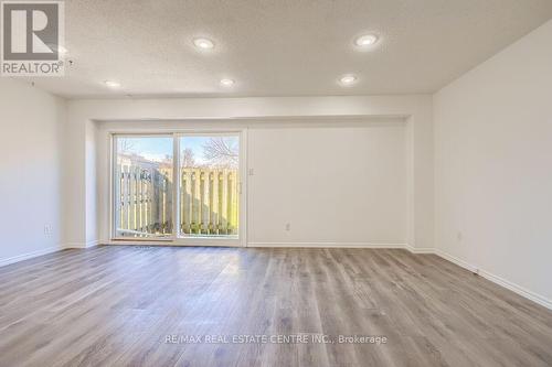 1 - 125 Sekura Crescent, Cambridge, ON - Indoor Photo Showing Other Room