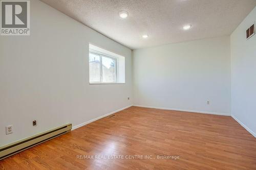 1 - 125 Sekura Crescent, Cambridge, ON - Indoor Photo Showing Other Room