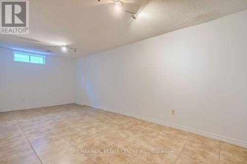 1 - 125 Sekura Crescent, Cambridge, ON - Indoor Photo Showing Other Room