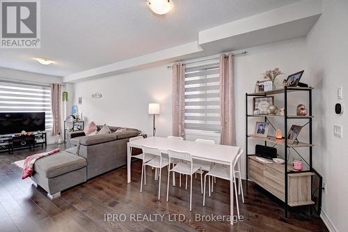 66 John Carpenter Road, North Dumfries, ON - Indoor Photo Showing Living Room