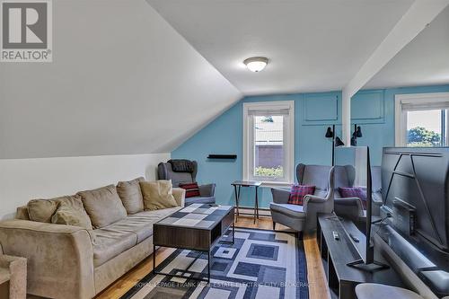 855 Armour Road, Peterborough (Ashburnham), ON - Indoor Photo Showing Living Room