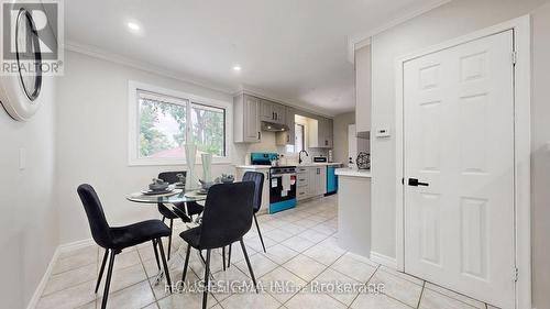 100 Fairway Road N, Kitchener, ON - Indoor Photo Showing Dining Room