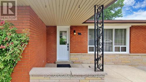 100 Fairway Road N, Kitchener, ON - Outdoor