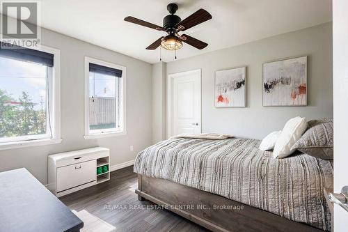 2 Cedar Grove Road, Mono, ON - Indoor Photo Showing Bedroom