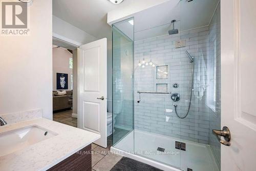 2 Cedar Grove Road, Mono, ON - Indoor Photo Showing Bathroom