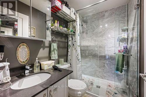 2 Cedar Grove Road, Mono, ON - Indoor Photo Showing Bathroom