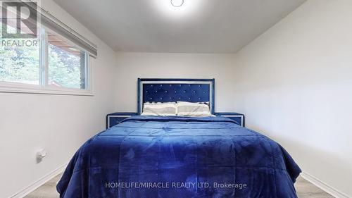 374 Book Road, Grimsby, ON - Indoor Photo Showing Bedroom