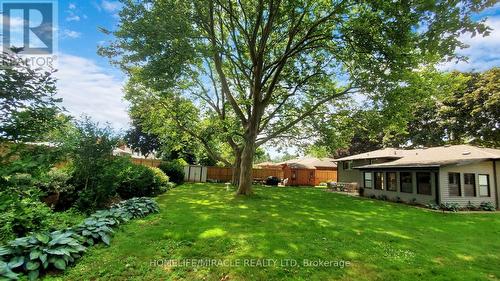 374 Book Road, Grimsby, ON - Outdoor