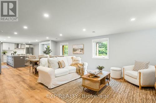 4447 Gelert Road, Minden Hills, ON - Indoor Photo Showing Living Room