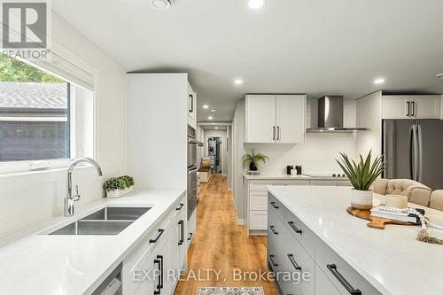 4447 Gelert Road, Minden Hills, ON - Indoor Photo Showing Kitchen With Double Sink With Upgraded Kitchen