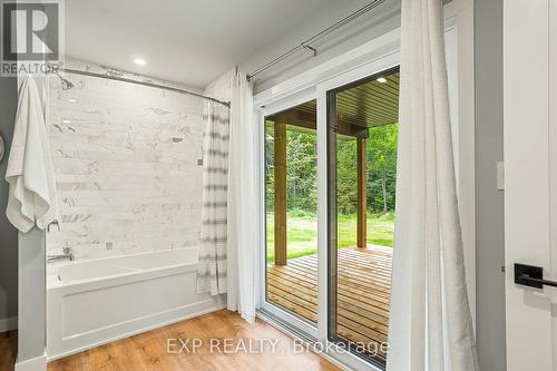 4447 Gelert Road, Minden Hills, ON - Indoor Photo Showing Bathroom