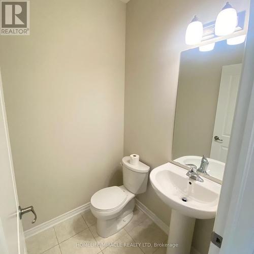 89 Sunflower Place, Welland, ON - Indoor Photo Showing Bathroom