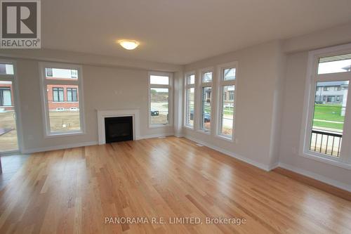 1 - 15 Blacklock Street, Cambridge, ON - Indoor Photo Showing Living Room With Fireplace