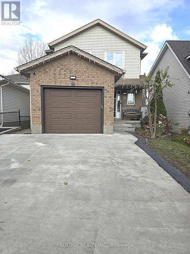 18 Dawn Ridge Drive, Kitchener, ON - Outdoor