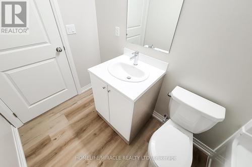 Up12 - 50 Herrick Avenue, St. Catharines, ON - Indoor Photo Showing Bathroom