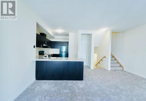 149 - 677 Park Road N, Brantford, ON - Indoor Photo Showing Kitchen