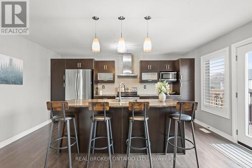 14 Carroll Lane, Brantford, ON - Indoor Photo Showing Kitchen With Upgraded Kitchen