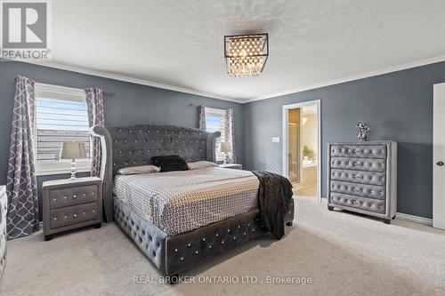 14 Carroll Lane, Brantford, ON - Indoor Photo Showing Bedroom