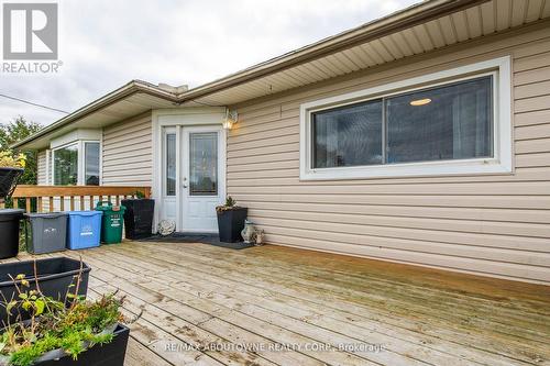 9382 Silver Street, West Lincoln, ON - Outdoor With Deck Patio Veranda With Exterior